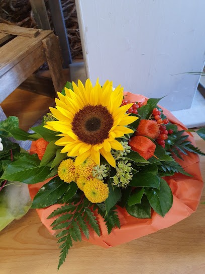 Blumen Neyer, Blumenladen in Mettingen