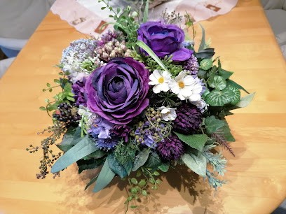 Margit Prieß. Creatives mit Seidenblumen, Blumenladen in Kellinghusen