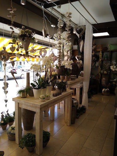 Margit Schramm, Blumenladen in Püttlingen