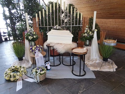 Blumenhaus Friedhofsgärtnerei Bestattungen Wolters, Blumenladen in Kempen