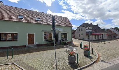 Floristikfachgeschäft Blatt Und Blüte, Blumenladen in Rhinow