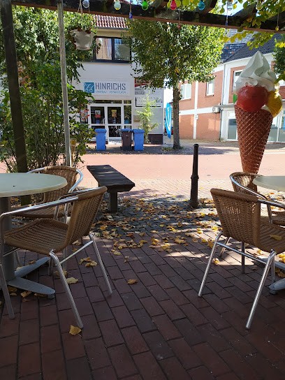 Schüler Blumen Inh. Hildegard Pollmann, Blumenladen in Marienhafe