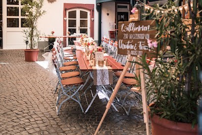 Floristik Hauzel, Blumenladen in Hofheim