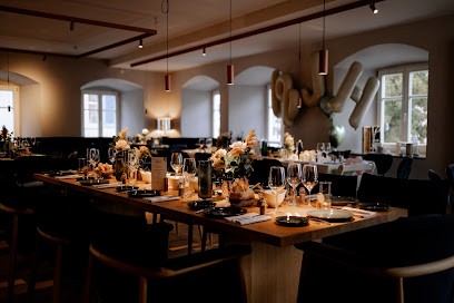 Konrad Und Monika Mayrhofer, Blumenladen in Langenmosen