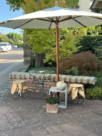 Iris Diehl | Alte Gärtnerei - Blumen & Café, Blumenladen in Wachenheim an der Weinstraße