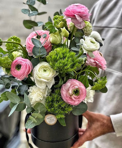 Blumenstudio Lucy, Blumenladen in Straßlach-Dingharting