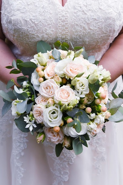 Blumenstube Büttner, Blumenladen in Oerlenbach