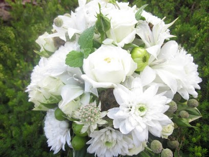 Nicole Gambichler - Floristmeisterin, Master Of Arts Innenarchitektur, Blumenladen in Mellrichstadt