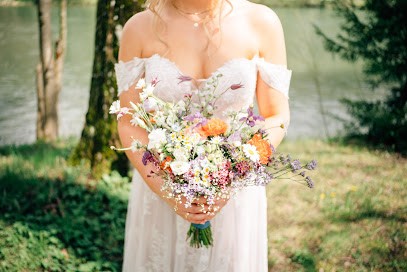Blütenzauber Blumengeschäft und Ott Blumengroßhändler, Blumenladen in Wiedergeltingen