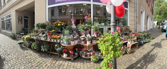 Blüten-Küche - Ihr Floristikfachgeschäft, Blumenladen in Olbernhau