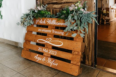 Maennertreu Inh. Alwin Barthels Floristikfachgeschäft, Blumenladen in Winnenden