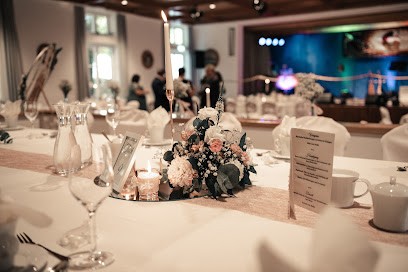 Staunguggal, Blumenladen in Polling