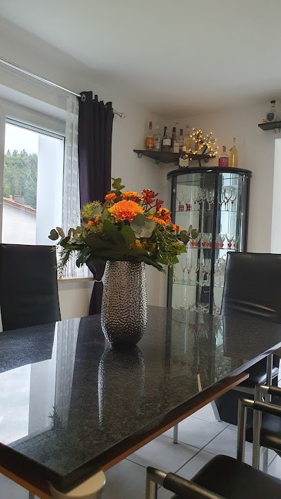 Blumenhandl Meisterbetrieb, Blumenladen in Tegernheim