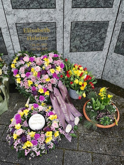 Blattgeflüster, Blumenladen in Zerf