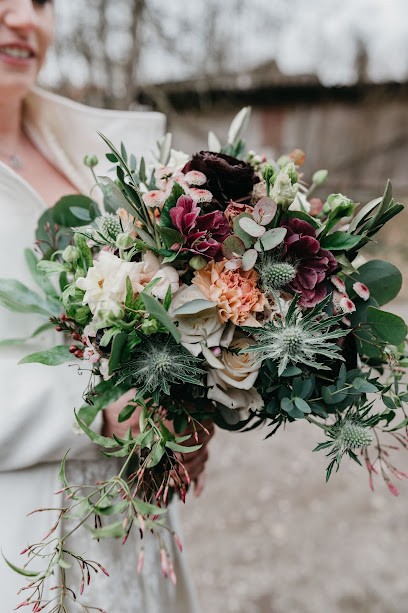 Das Blumenatelier - Ivana Jost, Blumenladen in Waldkraiburg