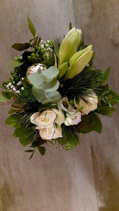 Moment Mal - Herzlich Mit Blumen Und Geschenken, Blumenladen in Hollfeld