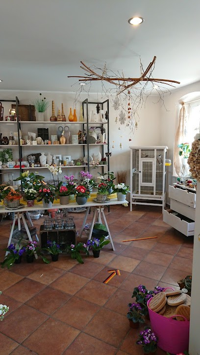 Blumen Und Geschenkhäusl Inh. Constance Birke, Blumenladen in Löbau