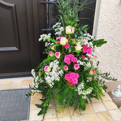 Gärtnerei Feinauer, Floristik Und Friedhofsgärtnerei, Blumenladen in Wendelstein