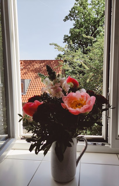Andrea Kordbarlag, Blumenladen in Halle