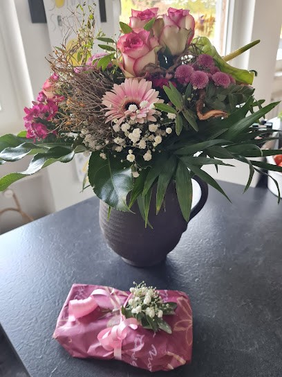 Karin Wagner, Blumenladen in Edertal