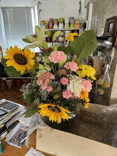 Blumenhaus und Baumschule, Blumenladen in Neuhardenberg